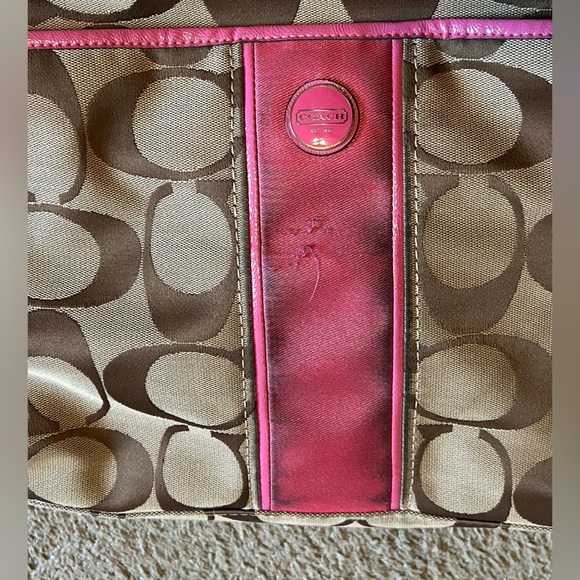 COACH Foldover Tote Shopper Signature Purse Pink Stripe F23304 Crossbody Bag Top - Picture 4 of 12